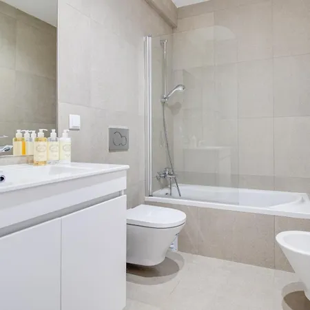 Ocean 200meters Ac Wi-fi Balcony Albufeira