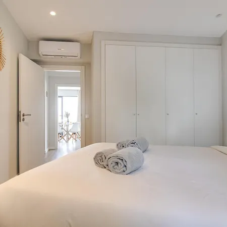 Ocean 200meters Ac Wi-fi Balcony * 알부페이라